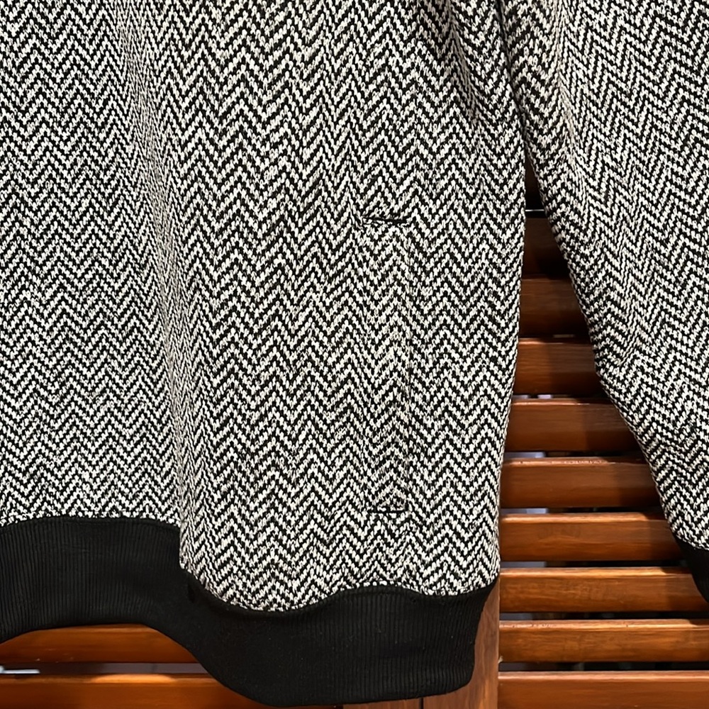 Cinch Heavy Herringbone Pullover - image 8
